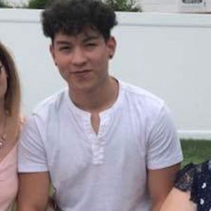 Meet your Posher, Facundo